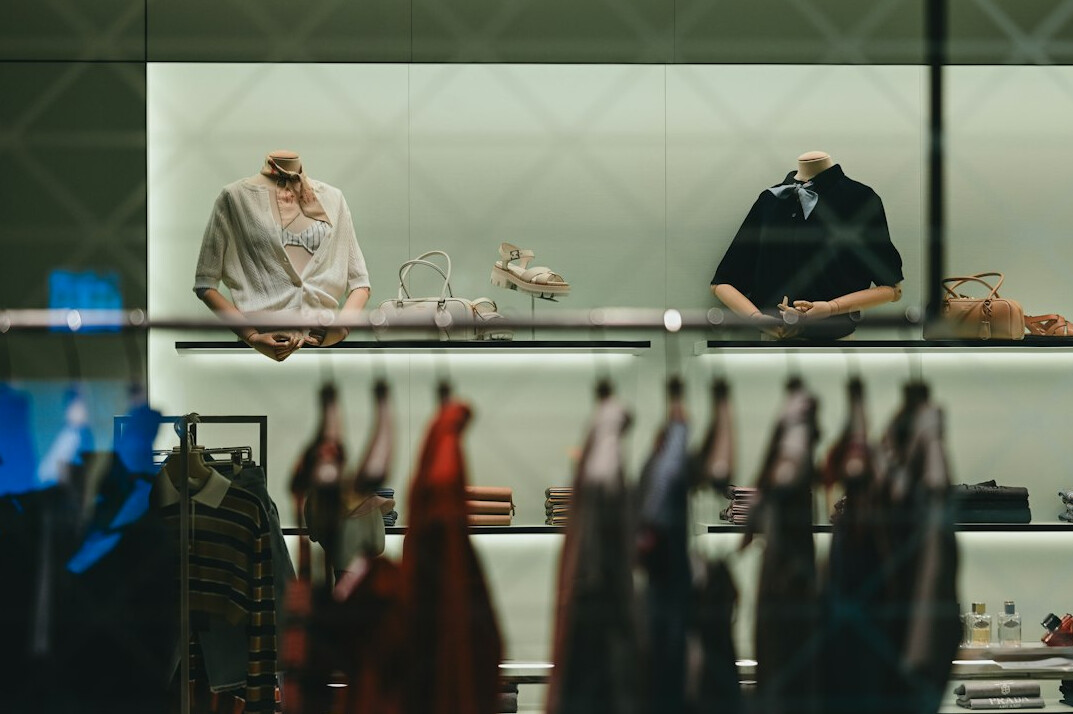 fashion store security